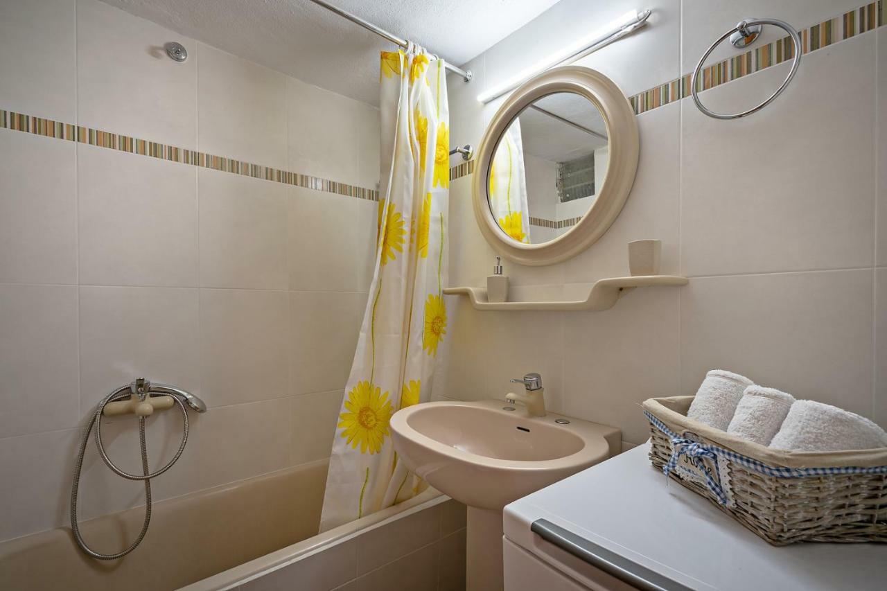 Sol & Mare - Beach Front Rethymno Exterior foto