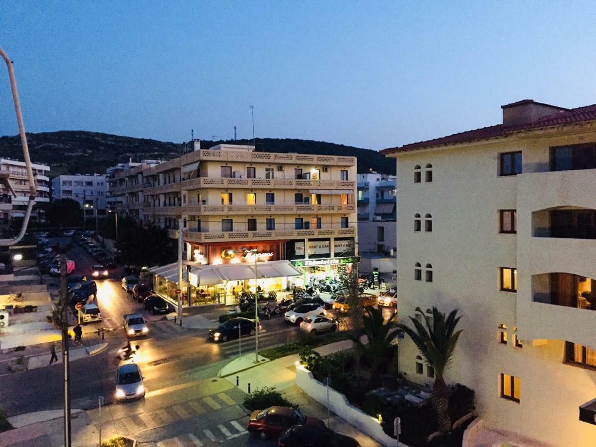 Sol & Mare - Beach Front Rethymno Exterior foto